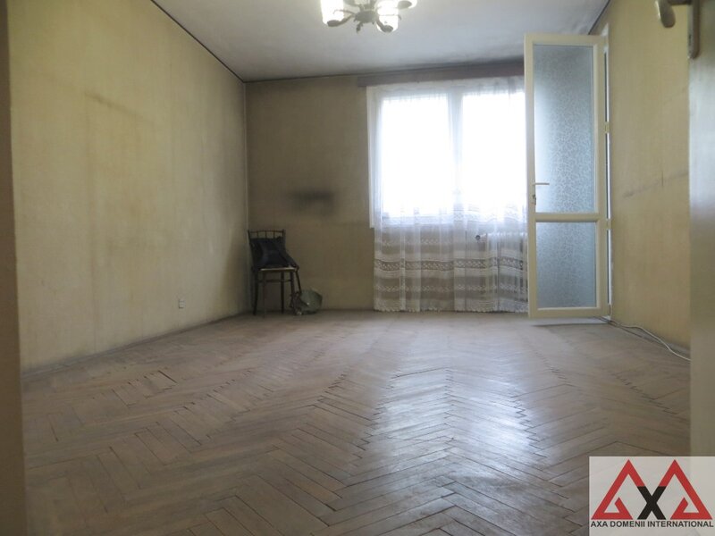 Titan, parc IOR, metrou Nic. Grigorescu, bloc H,